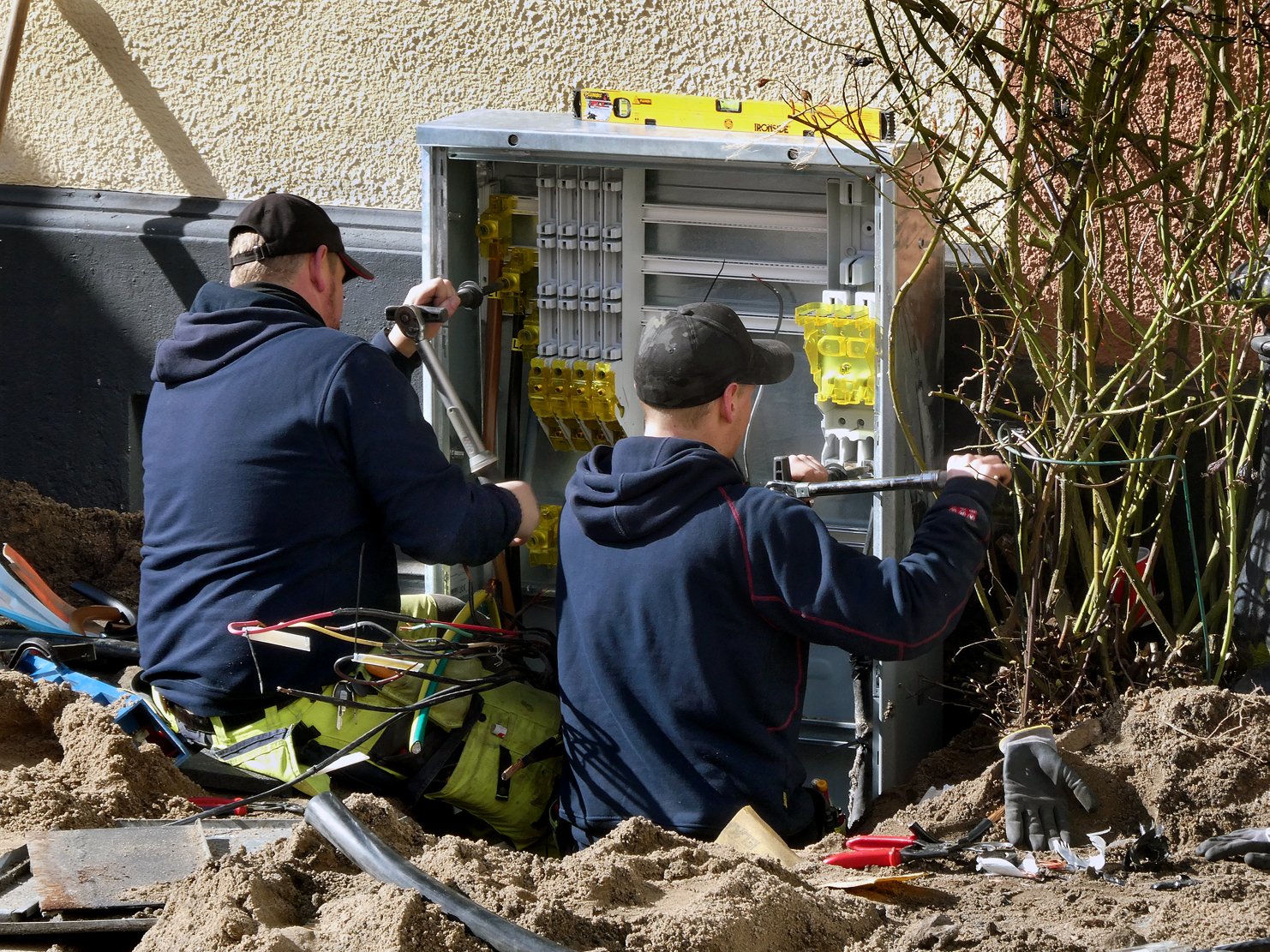 24/7 Emergency Electrician Van Dispatch in Boise, ID